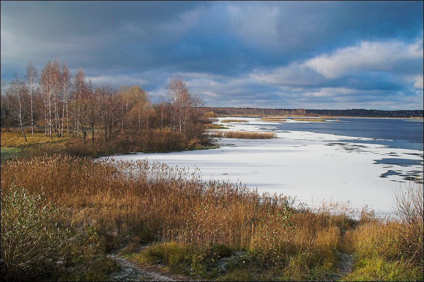 Осенний берег реки